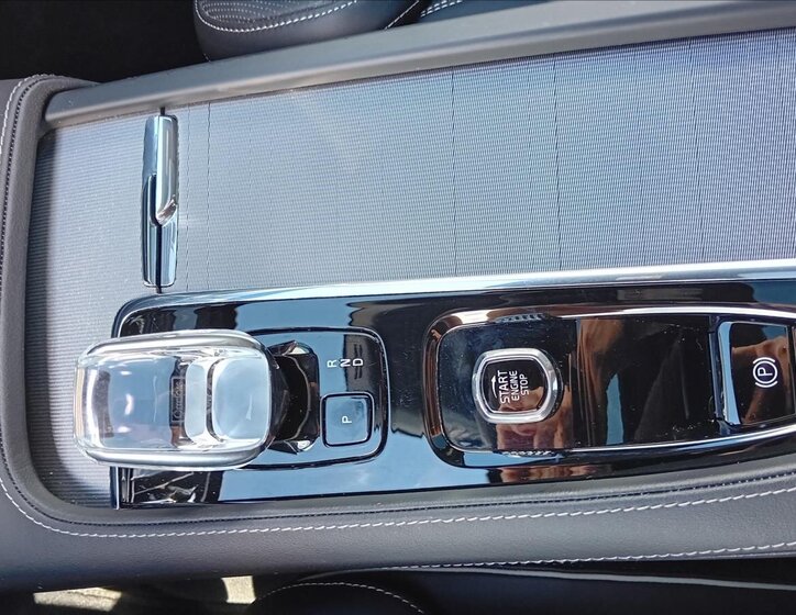 Volvo S90 Sedan 2,0 l 173 kw