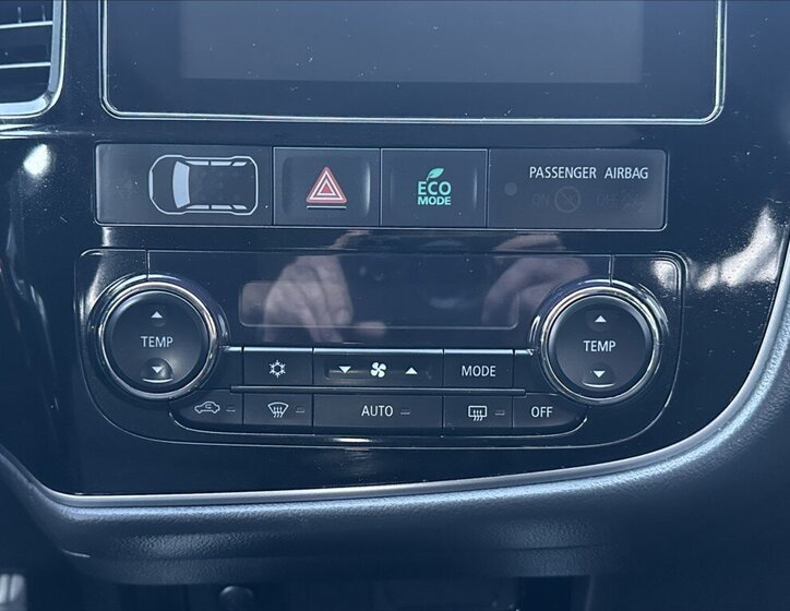 Mitsubishi Outlander 25