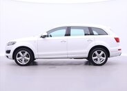 Audi Q7 4