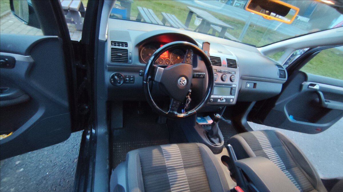 Volkswagen Touran VAN / Minibus 0,0 103 kw