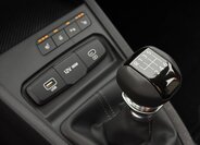 KIA Stonic CUV 998,0 74 kw