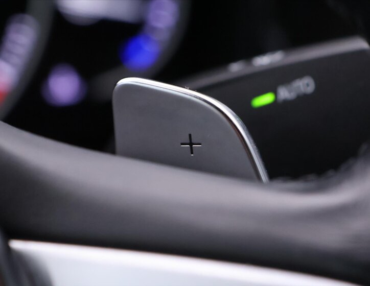 BMW Řada 7 Sedan / Limuzína 4,4 l 330 kw