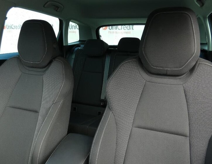 Škoda Karoq SUV / Terénní 1,5 l 110 kw