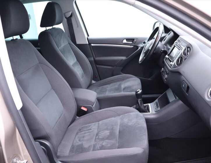 Volkswagen Tiguan SUV 2,0 l 103 kw