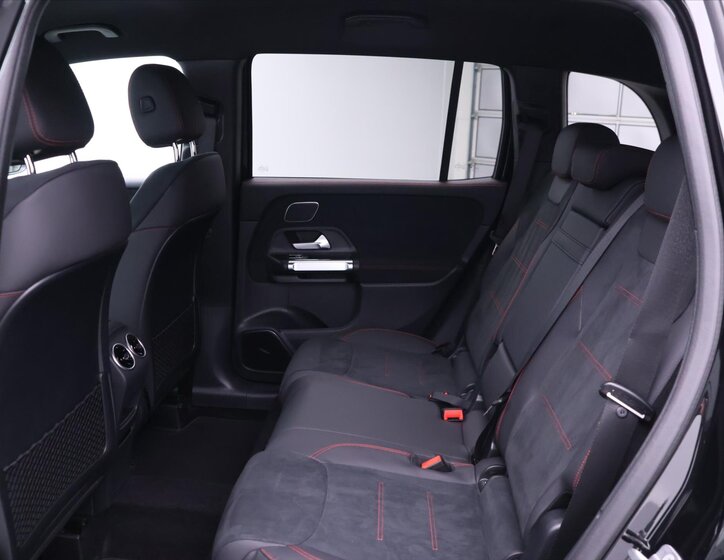 Mercedes-Benz GLB SUV / Terénní 2,0 l 110 kw