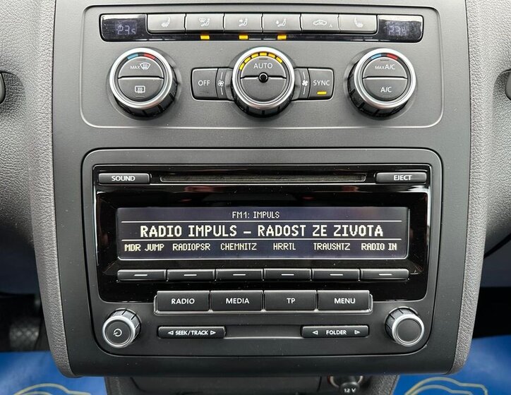 Volkswagen Touran MPV 1,6 l 77 kw