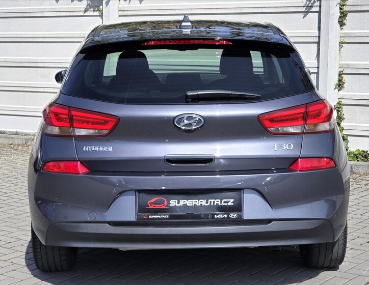 Hyundai i30 Hatchback 1,4 l 103 kw
