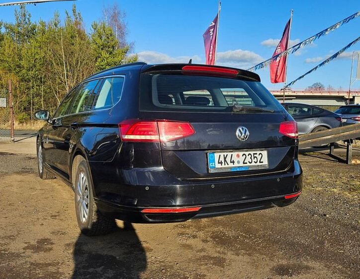 Volkswagen Passat Kombi 1,6 l 88 kw