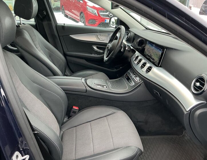 Mercedes-Benz Třídy E Kombi 2,0 l 143 kw