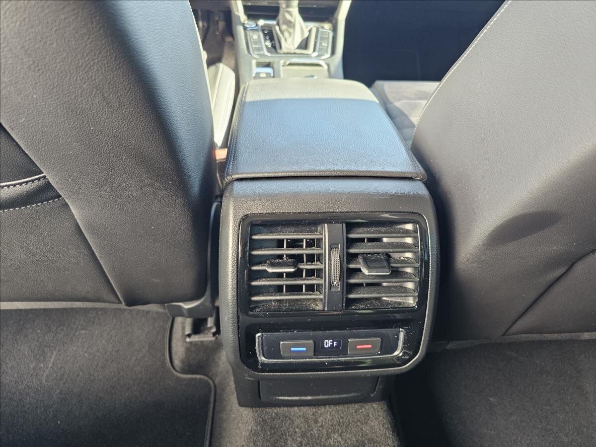 Volkswagen Passat Kombi 2,0 l 110 kw