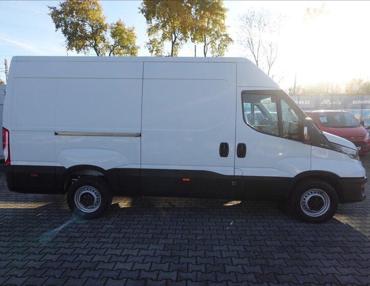 Iveco Daily Ostatní 2,3 l 100 kw