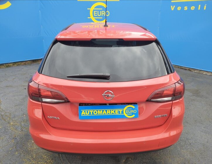 Opel Astra Kombi 999,0 77 kw