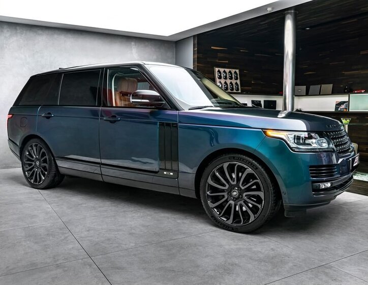 Land Rover Range Rover SUV 4,4 l 250 kw