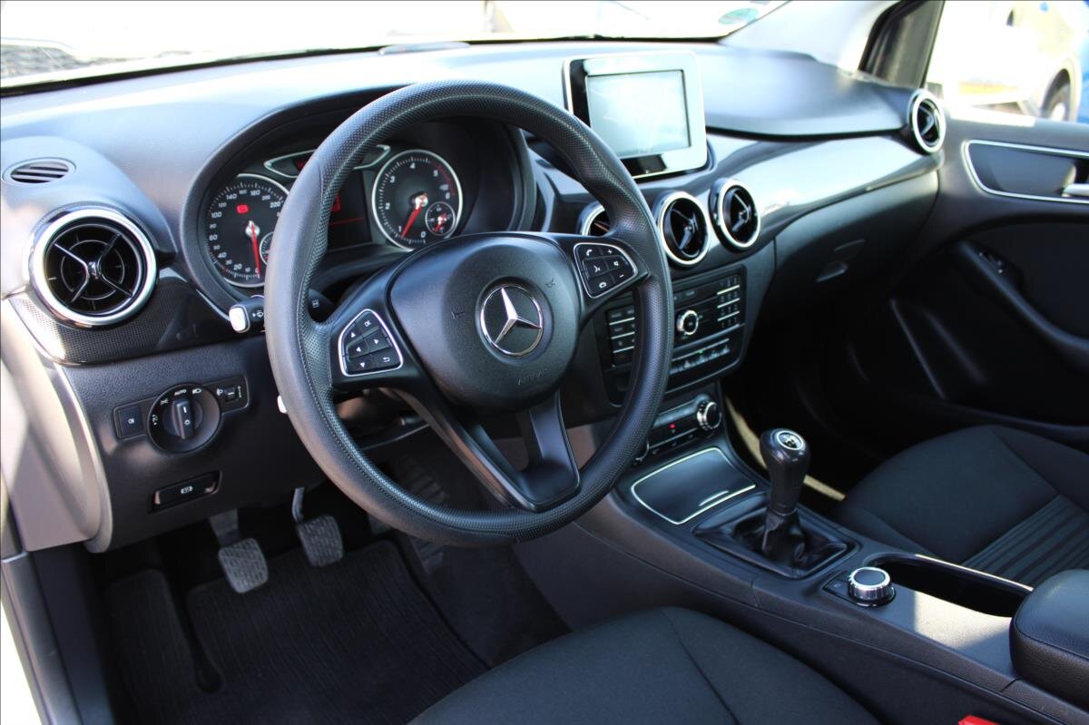 Mercedes-Benz Třídy B MPV 1,5 l 80 kw