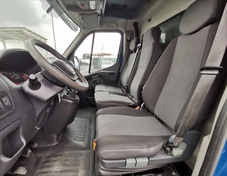 Renault Master Valník 2,3 l 125 kw