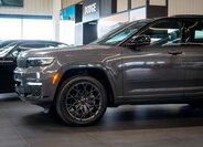 Jeep Grand Cherokee 13