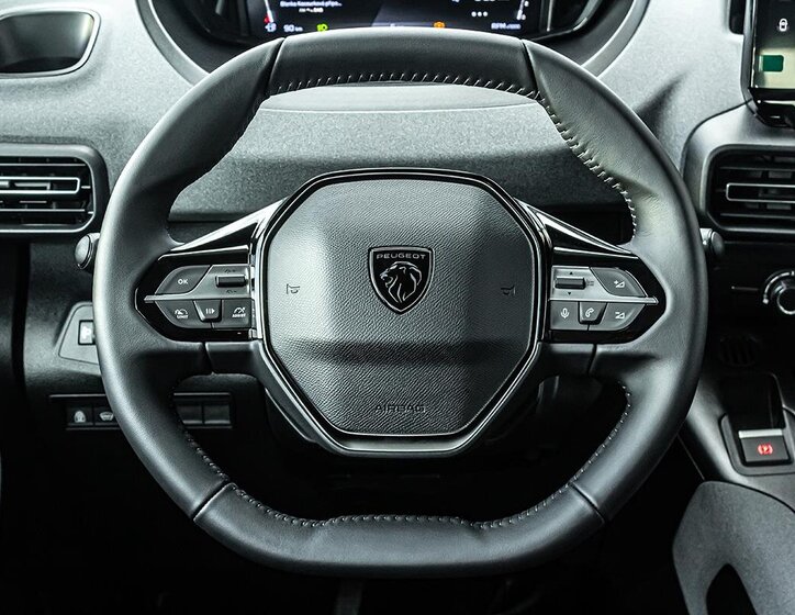 Peugeot Rifter MPV 1,5 l 0