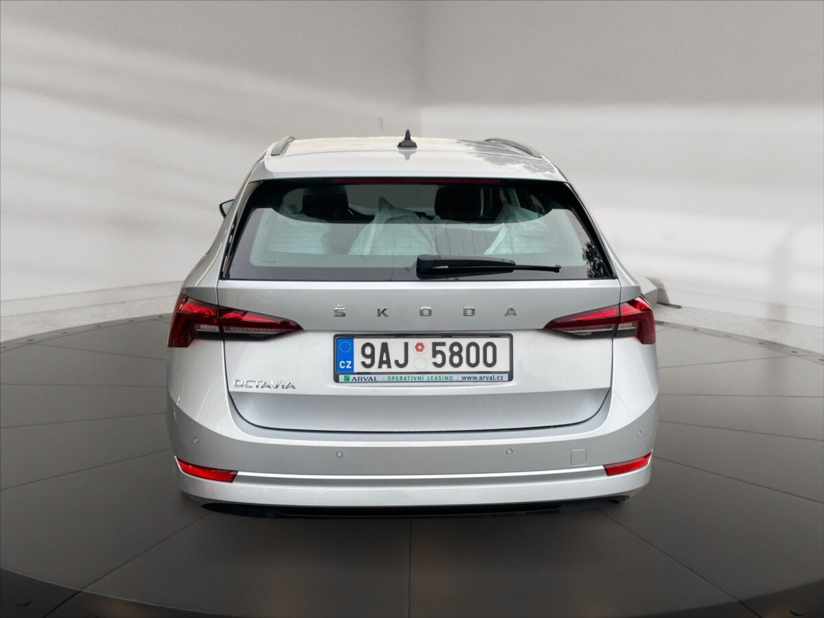 Škoda Octavia Kombi 2,0 l 85 kw