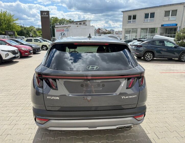 Hyundai Tucson 4