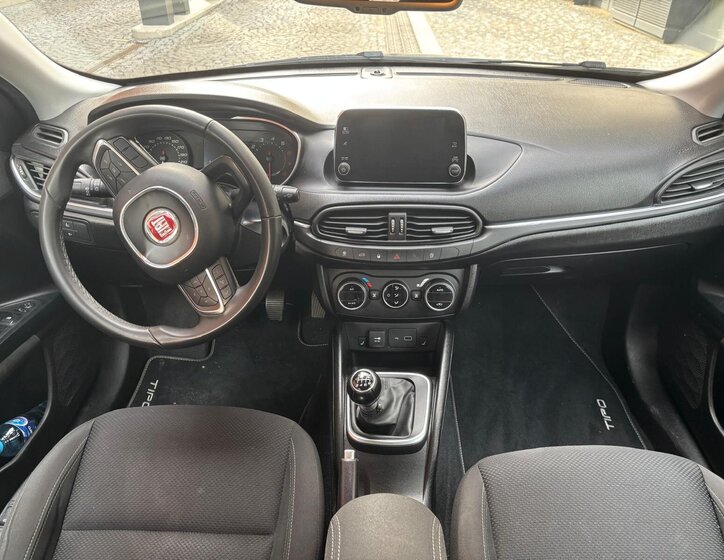 Fiat Tipo Sedan / Limuzína 1,4 l 70 kw