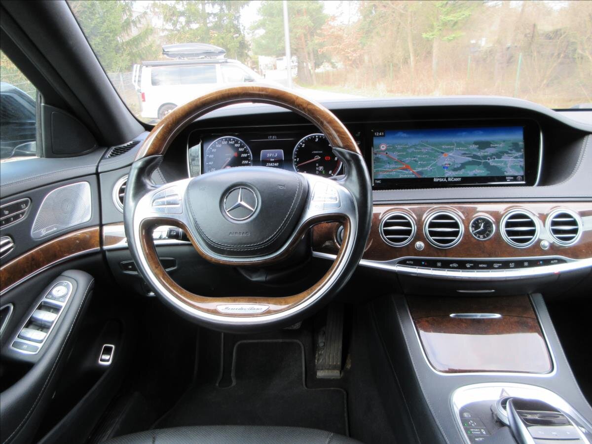 Mercedes-Benz Třídy S Sedan / Limuzína 3,0 l 190 kw