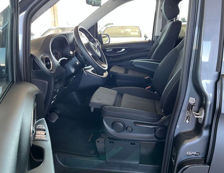 Mercedes-Benz Vito 11