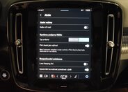 Volvo XC40 SUV / Terénní 2,0 l 145 kw