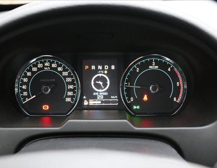 Jaguar XF Kombi 3,0 l 177 kw