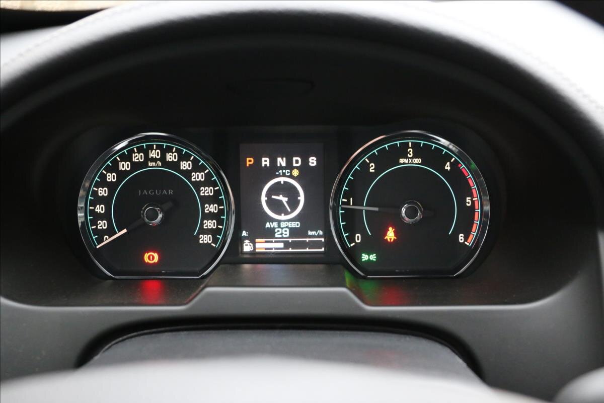 Jaguar XF Kombi 3,0 l 177 kw