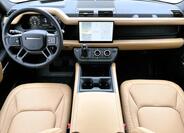 Land Rover Defender 12