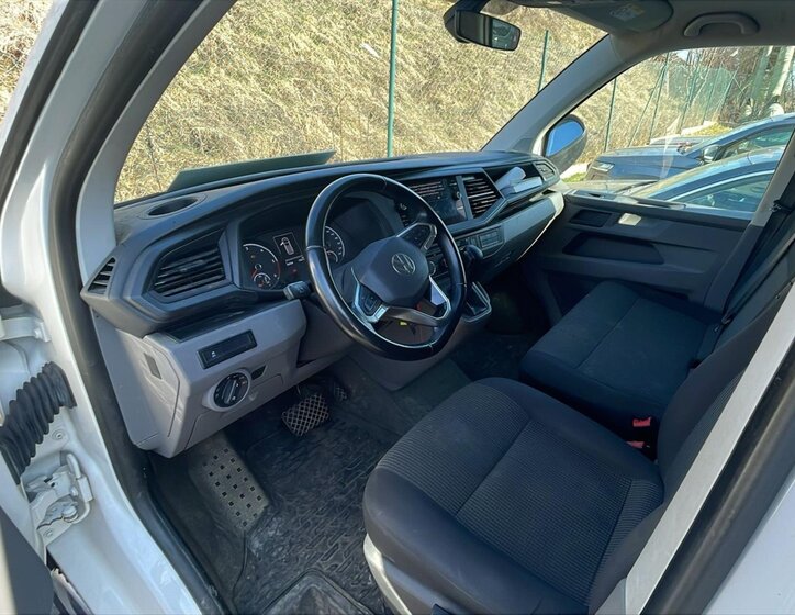 Volkswagen Transporter Skříň 2,0 l 110 kw
