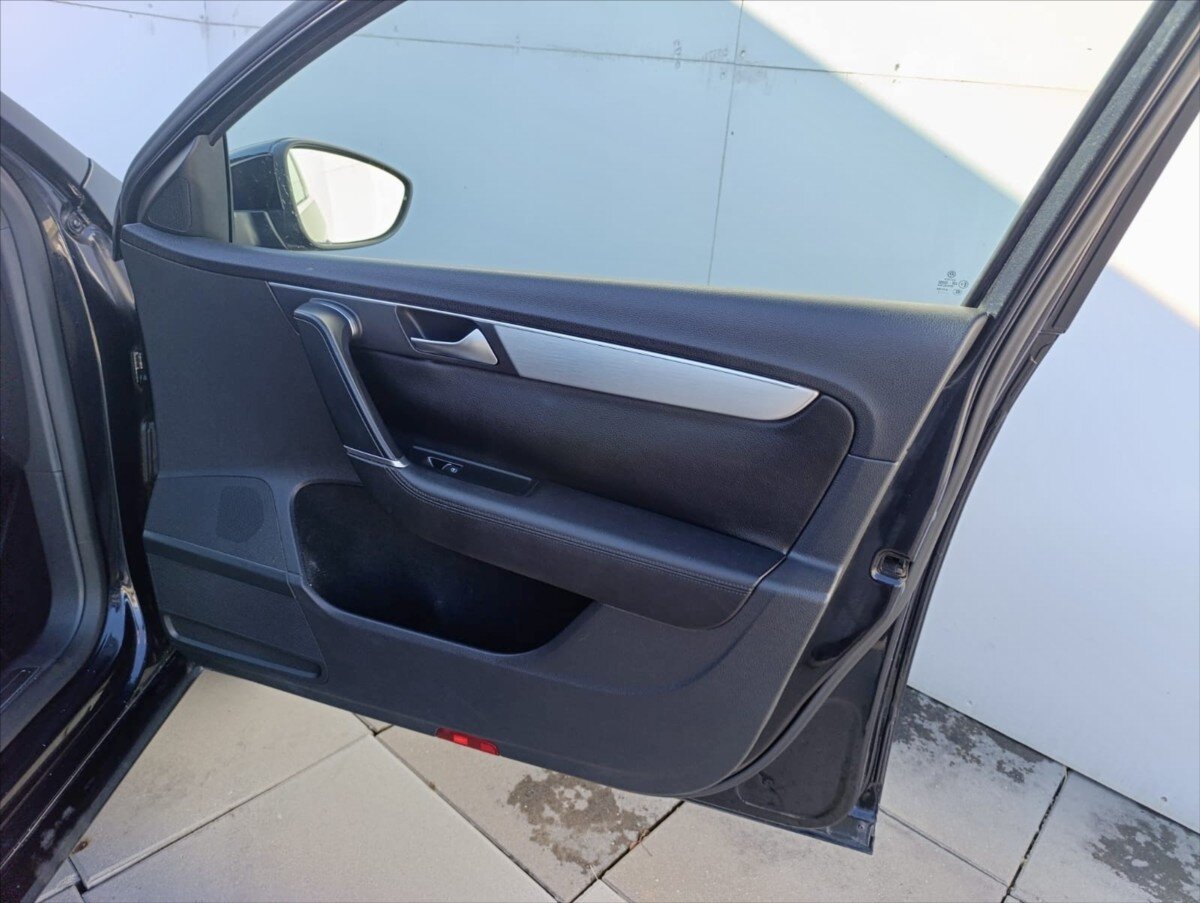 Volkswagen Passat Kombi 2,0 l 125 kw