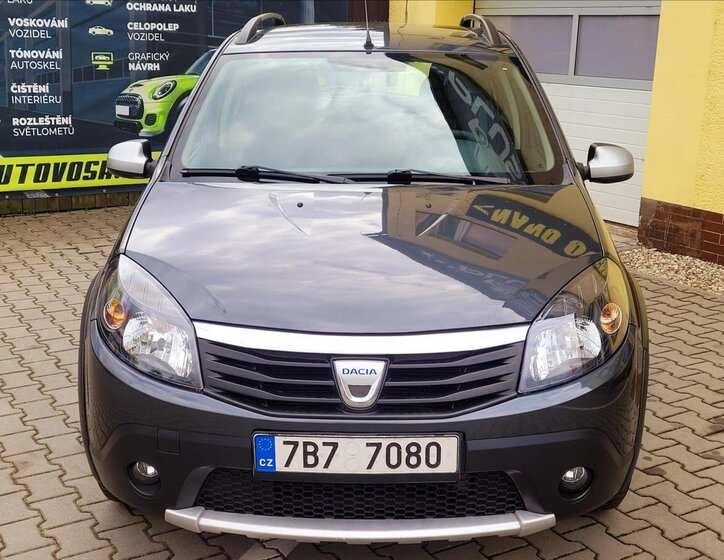 Dacia Sandero Hatchback 1,6 l 62 kw