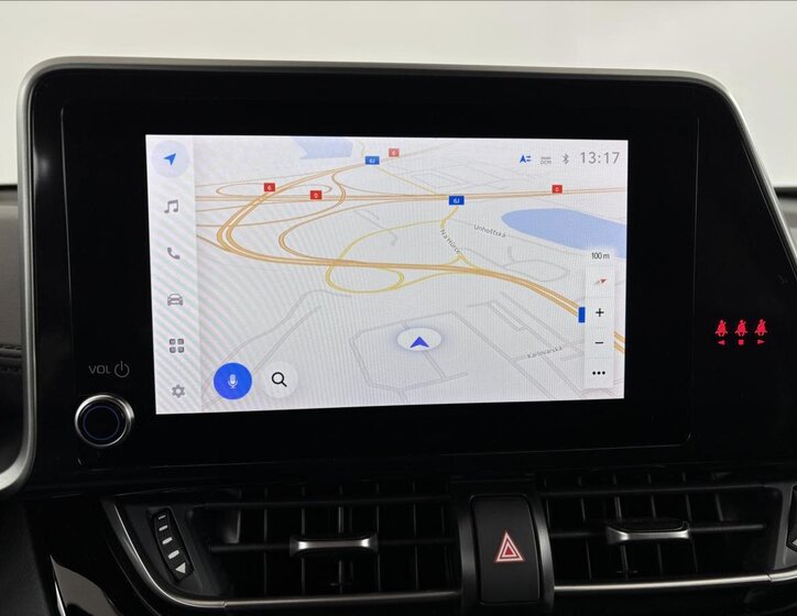 Toyota C-HR SUV / Terénní 2,0 l 135 kw