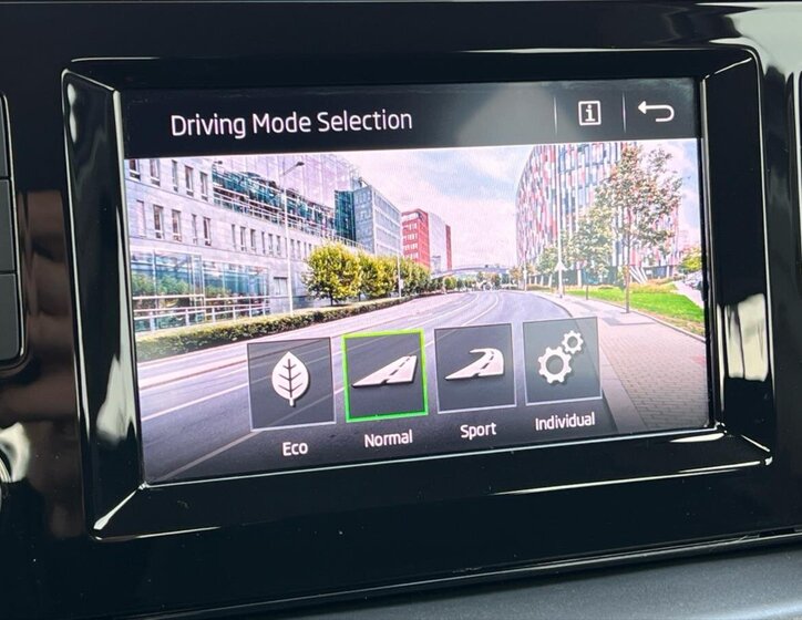 Škoda Kamiq Hatchback 999,0 81 kw