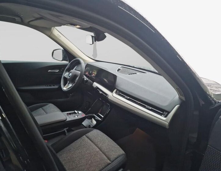 BMW X1 SUV 1,5 l 100 kw