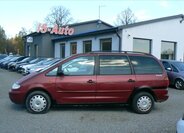 Volkswagen Sharan Kombi 1,9 l 66 kw