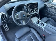 BMW Řada 8 13