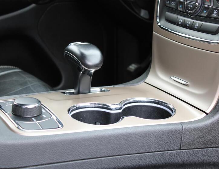 Jeep Grand Cherokee 30