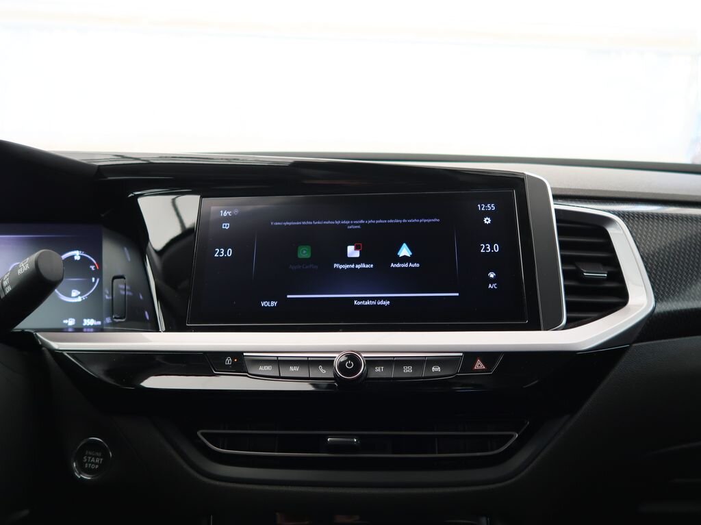 Opel Grandland SUV 1,2 l 96 kw