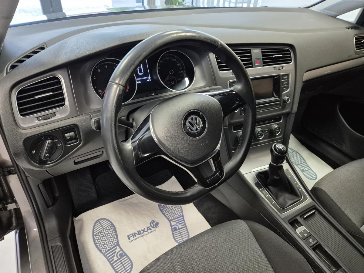 Volkswagen Golf Hatchback 1,2 l 81 kw