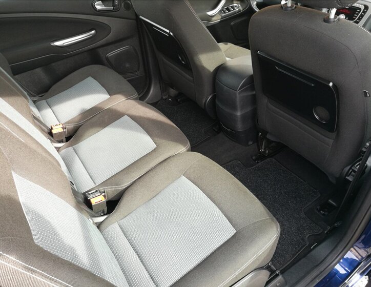 Ford Galaxy Kombi 2,0 l 103 kw