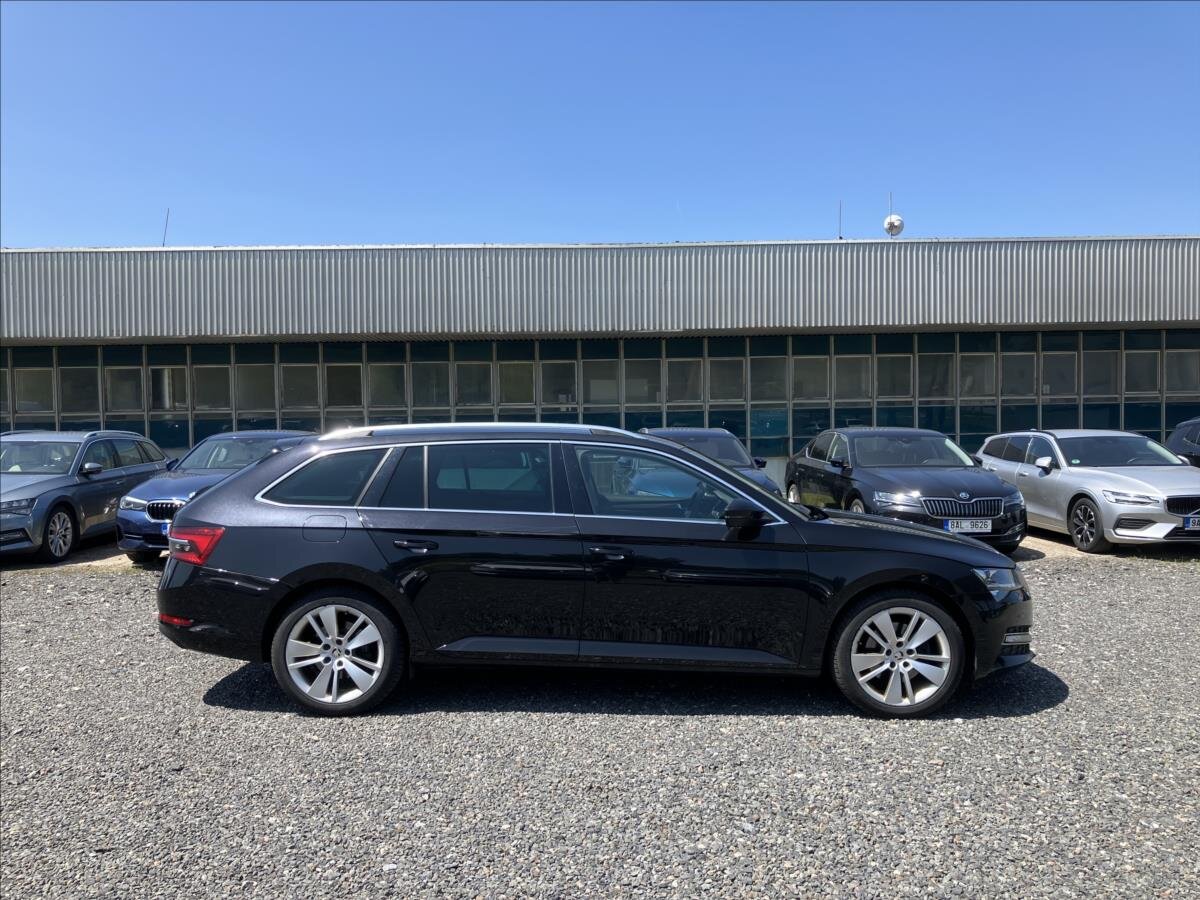 Škoda Superb Kombi 2,0 l 110 kw