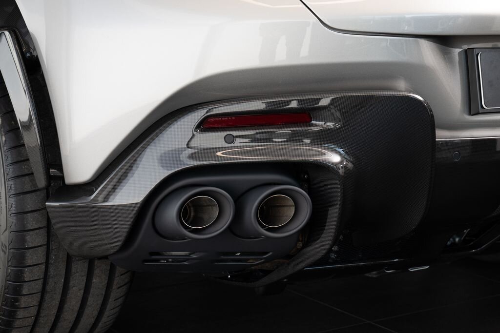 Ferrari Ostatní SUV / Terénní 6,5 l 529 kw