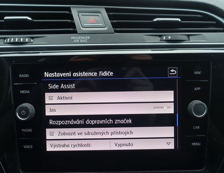 Volkswagen Touran 19