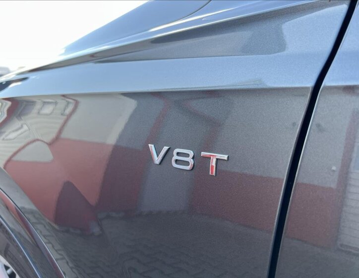 Audi SQ7 SUV / Terénní 4,0 l 320 kw