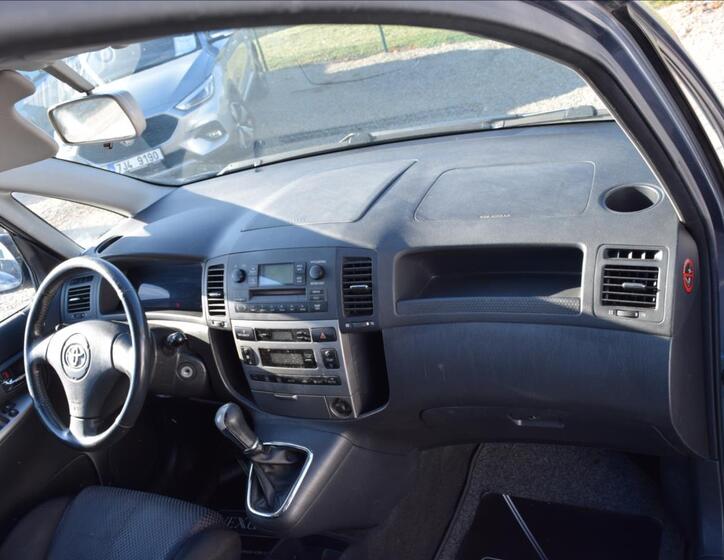 Toyota Corolla Verso 21