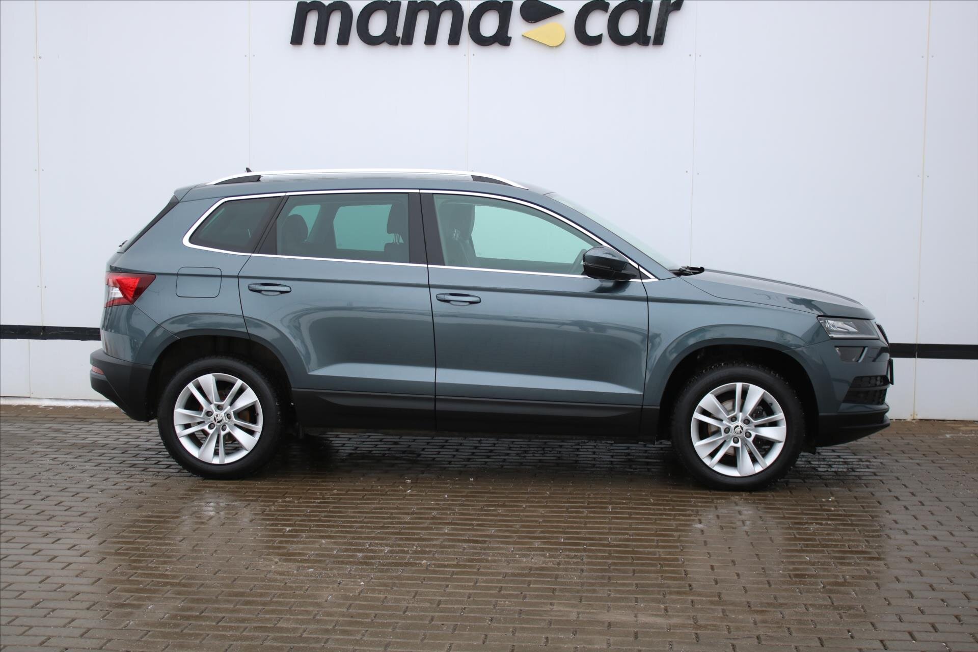 Škoda Karoq SUV 1,5 l 110 kw