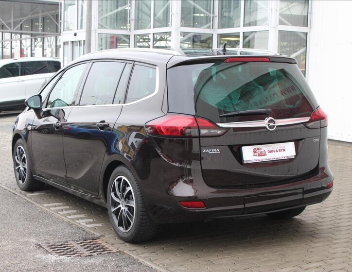 Opel Zafira Kombi 2,0 l 121 kw