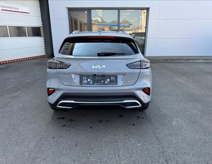 KIA XCeed CUV / Crossover 1,6 l 110 kw
